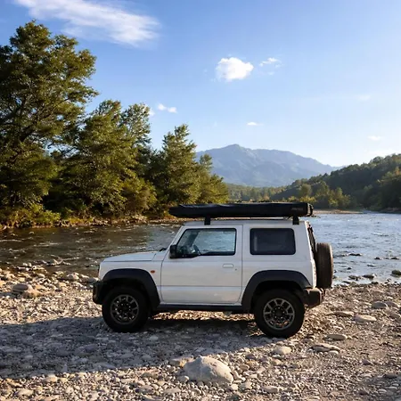 Discovery Compass Tente de luxe Tirana