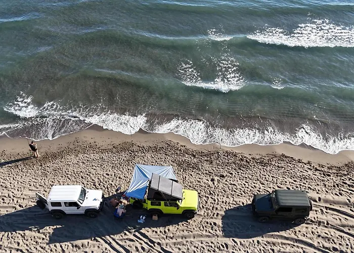 Discovery Compass Luxury tent